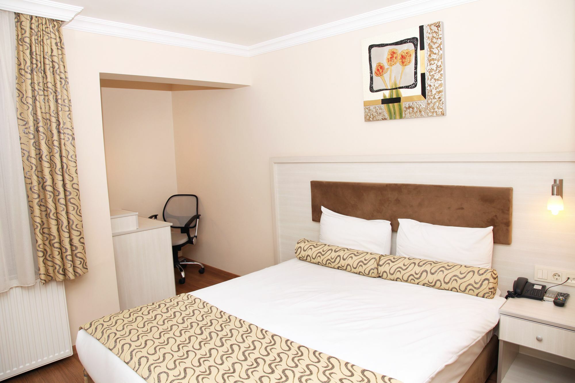 Grand Zeybek Hotel Измир Екстериор снимка